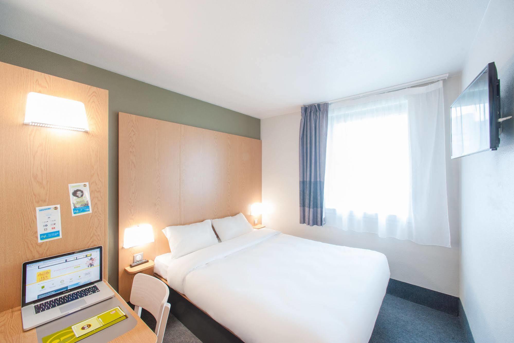 B&B Hôtel Besancon Hotel